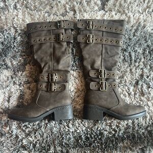 2 Lips Too Buckle Boots